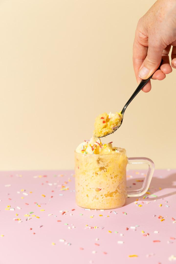 product image for Flour & Dough Cake in a Mug - 5 SERVINGS