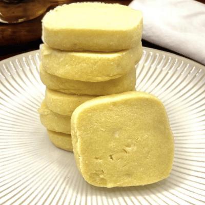 product image for The Bikkie Jar - Macadamia & White Choc Shortbread
