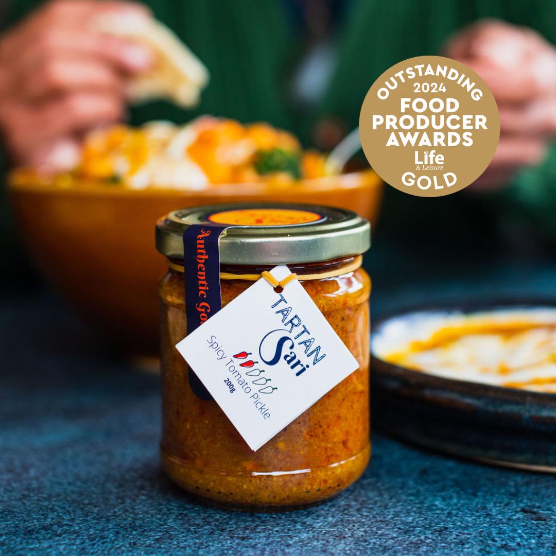 product image for Tartan Sari Spicy Tomato Pickle