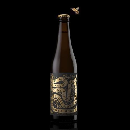image of Lone Bee - Sparkling Clover & Manuka Honey Mead (500ml)